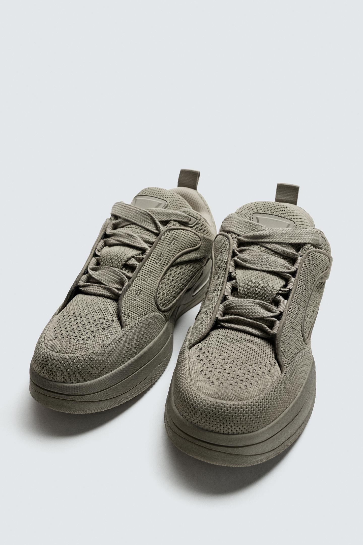 DISTRESSED CHUNKY TRAINERS